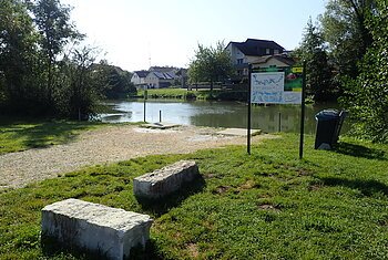 Anlegestelle Dollnstein Anlegestelle für Bootswanderer mit Infotafel und Rastplatz.